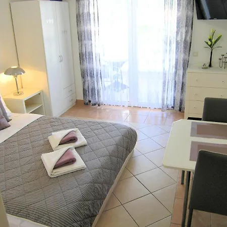 Apartmani Zganec Baška Exteriör bild